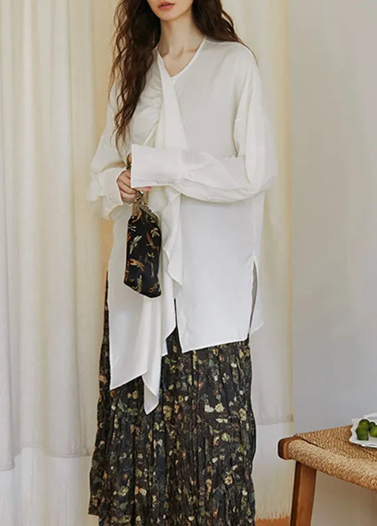 Classic Vintage Blouse with a Flattering Fit