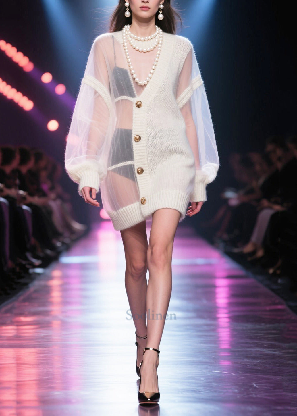 Beautifully Finished Coat in a Timeless Design
