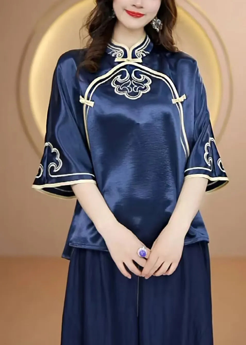Classic Vintage Top with a Flattering Fit