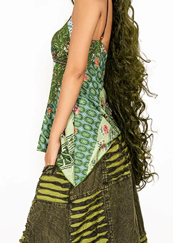 Gracefully Styled Garment for Any Occasion