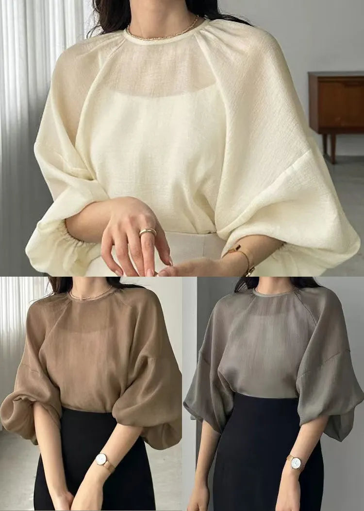 Well Tailored Top with a Graceful Silhouette
