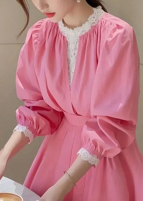 Sophisticated Blouse with a Clean Classic Look