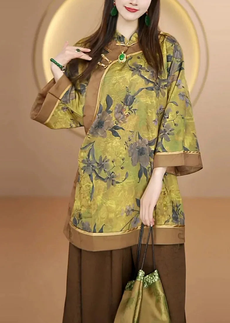 Effortlessly Elegant Blouse with a Timeless Design