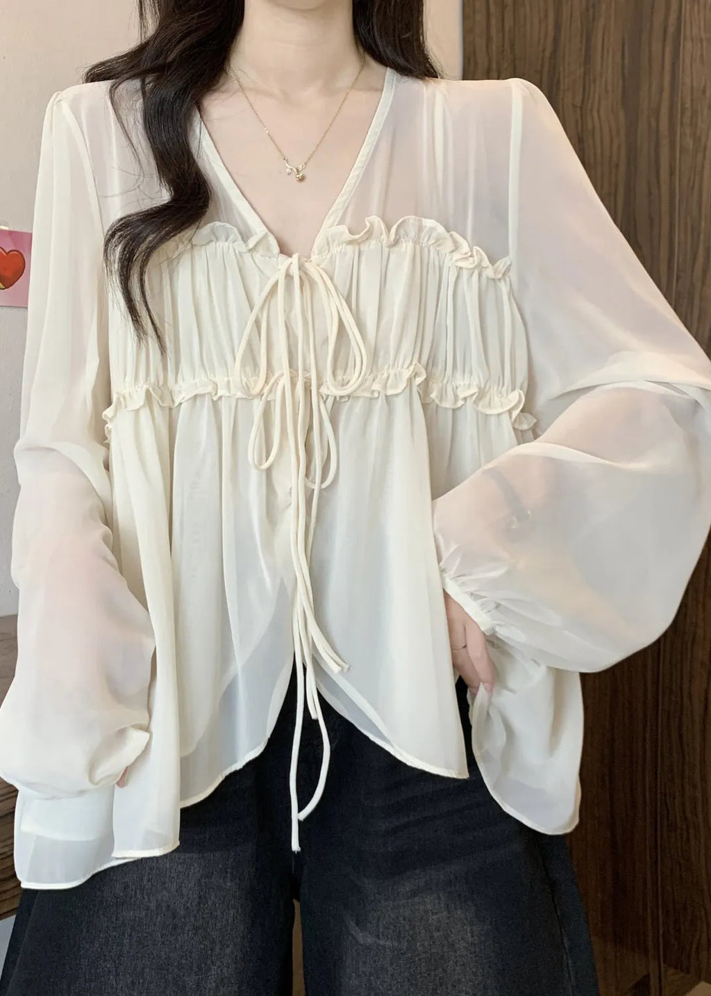 Effortlessly Elegant Shirt with a Timeless Design