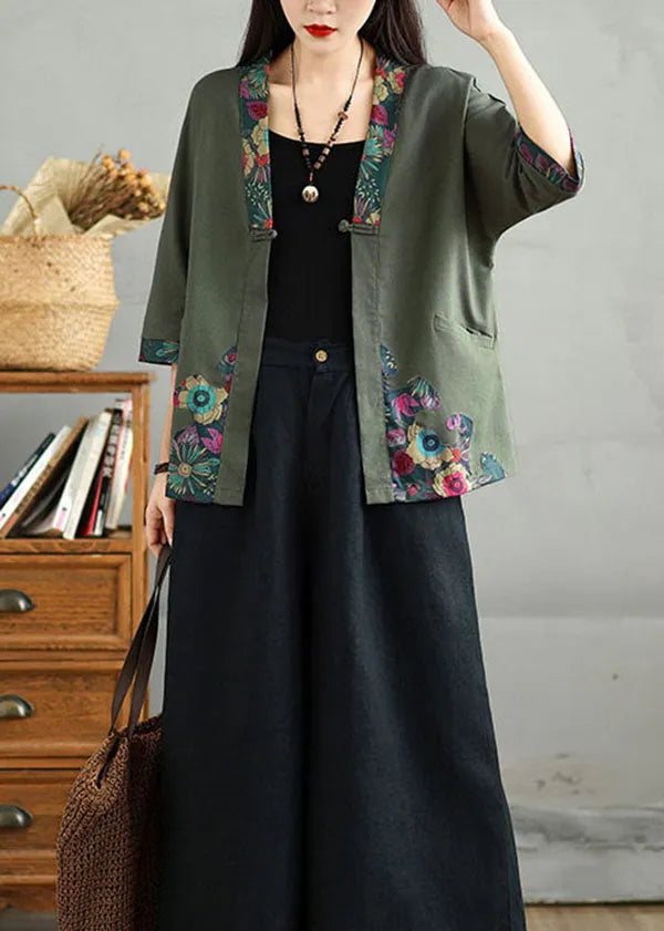 Beautifully Finished Cardigan in a Timeless Design