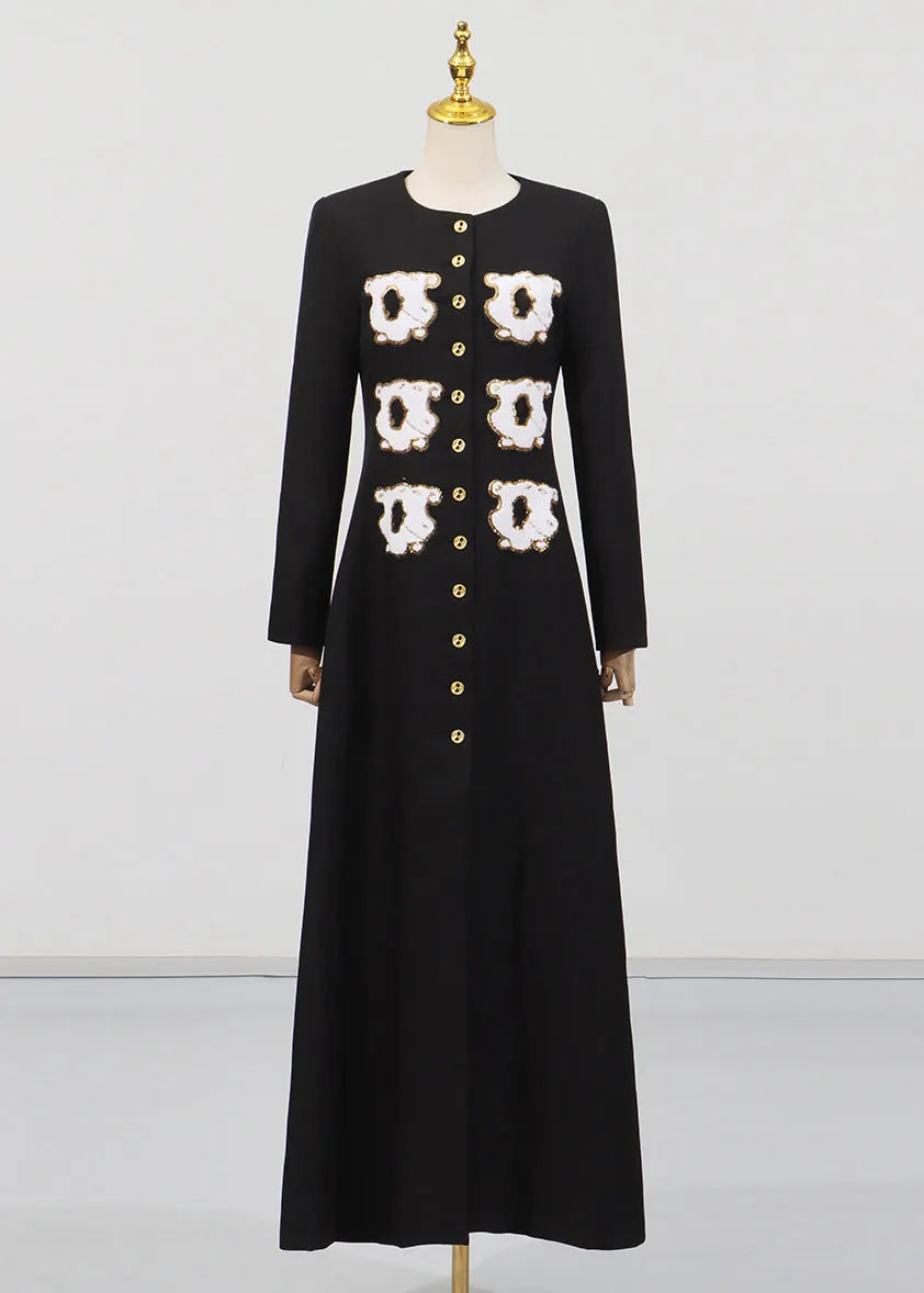Effortlessly Elegant Coat with a Timeless Design