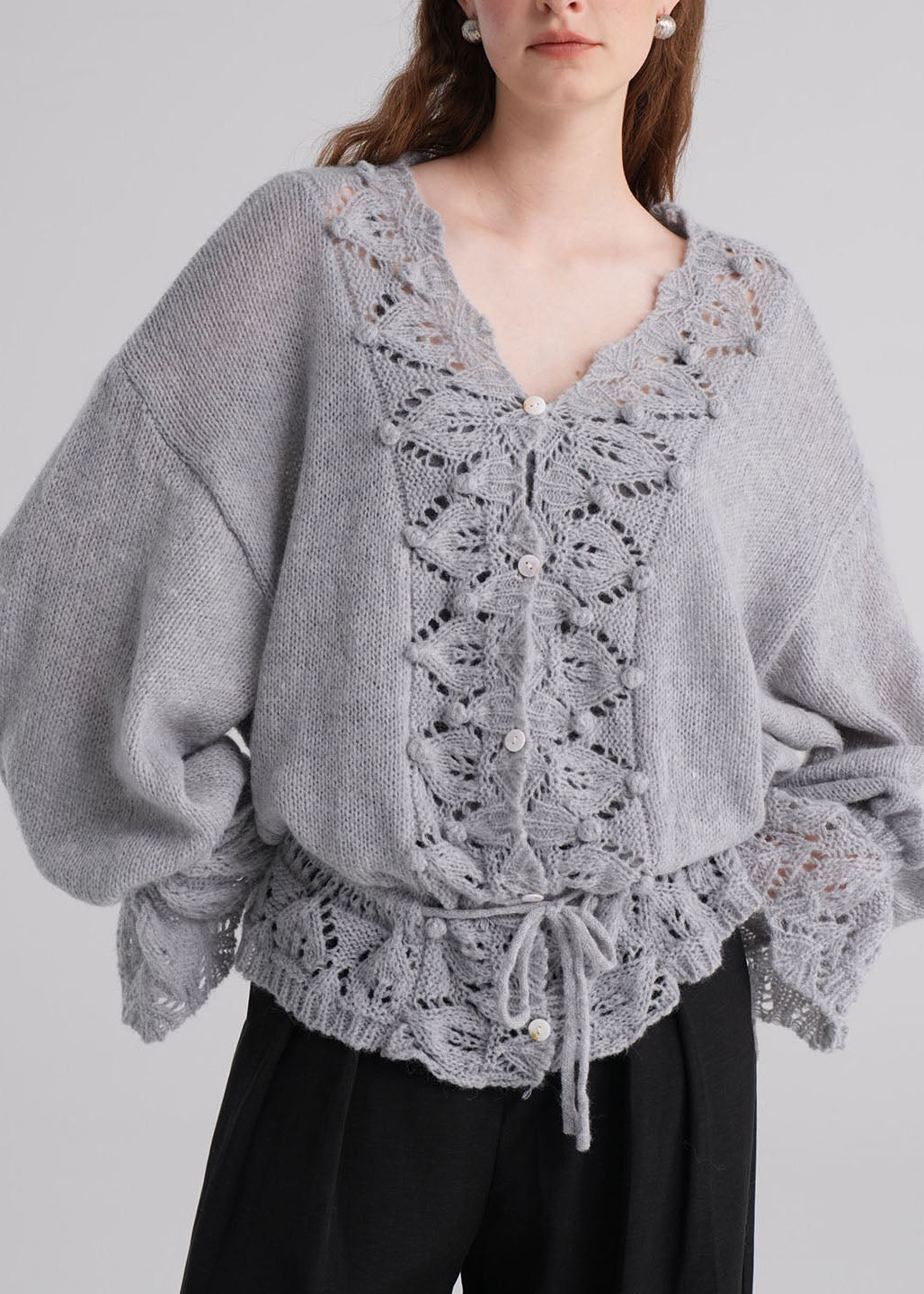 Effortlessly Elegant Sweater with a Timeless Design