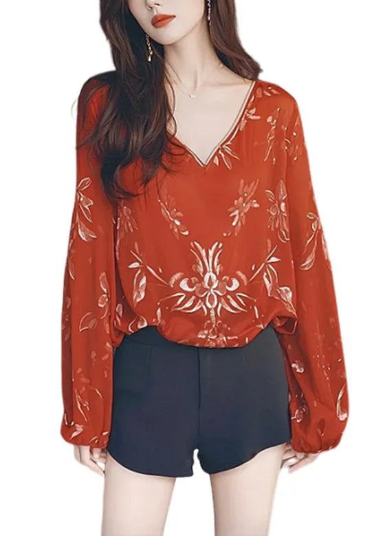 Classic Vintage Shirt with a Flattering Fit