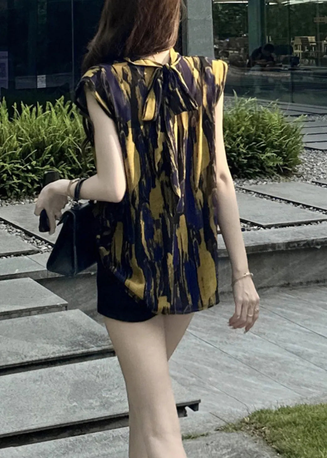 Classic Vintage Blouse with a Flattering Fit