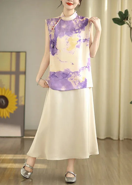 Sophisticated Garment with a Clean Classic Look