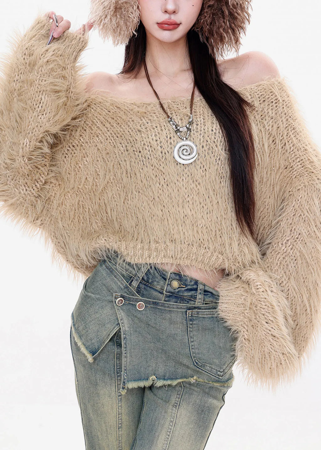 Classic Vintage Sweater with a Flattering Fit
