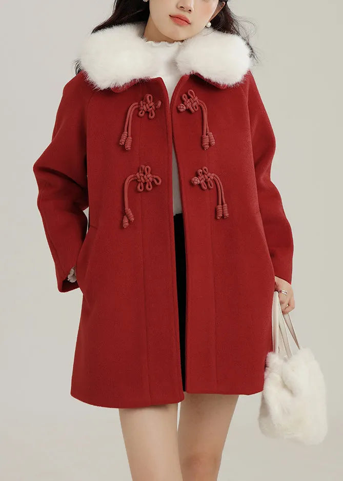 Elegantly Styled Coat for Everyday Wear