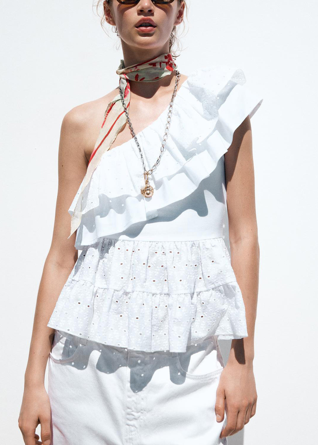 Classic Vintage & Enduringly Stylish Top