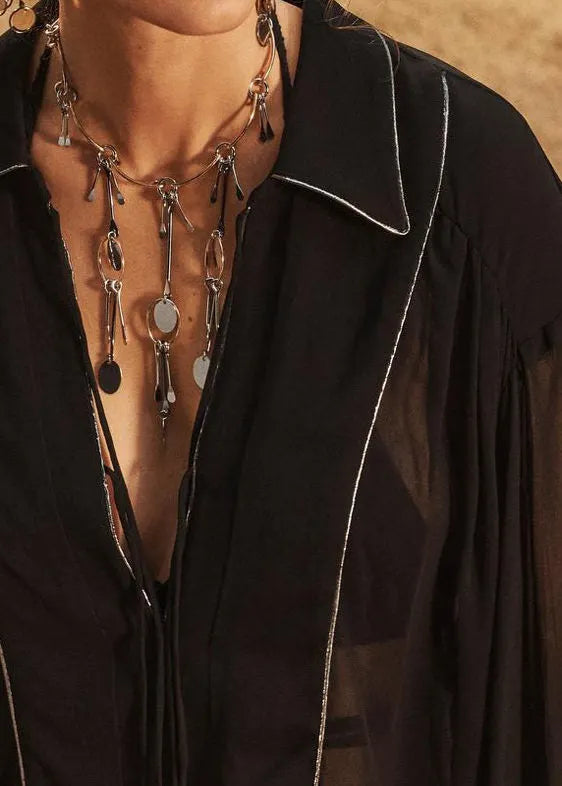 Beautifully Balanced Top with Timeless Character