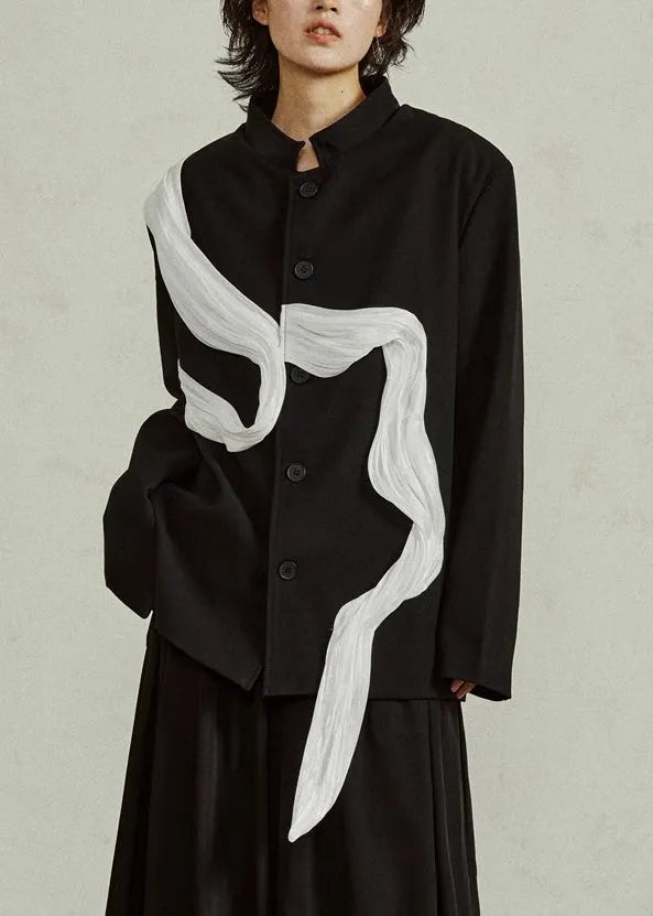 Effortlessly Elegant Coat with a Timeless Design