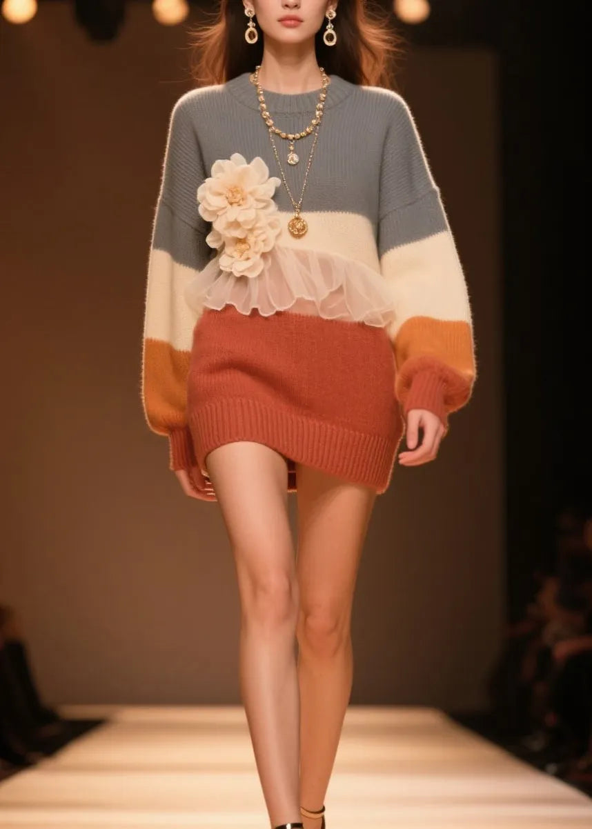 Classic Vintage Sweater with a Flattering Fit