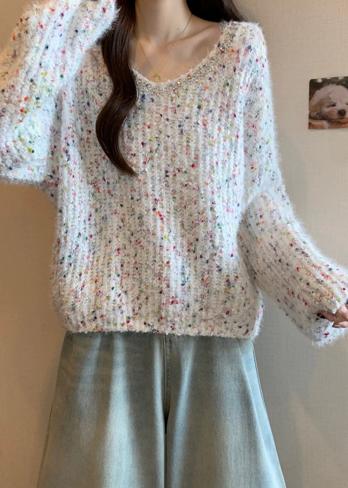 Well Tailored Sweater with a Graceful Silhouette
