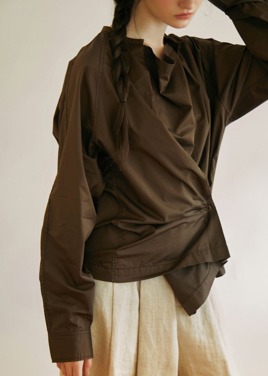 Well Tailored Shirt with a Graceful Silhouette