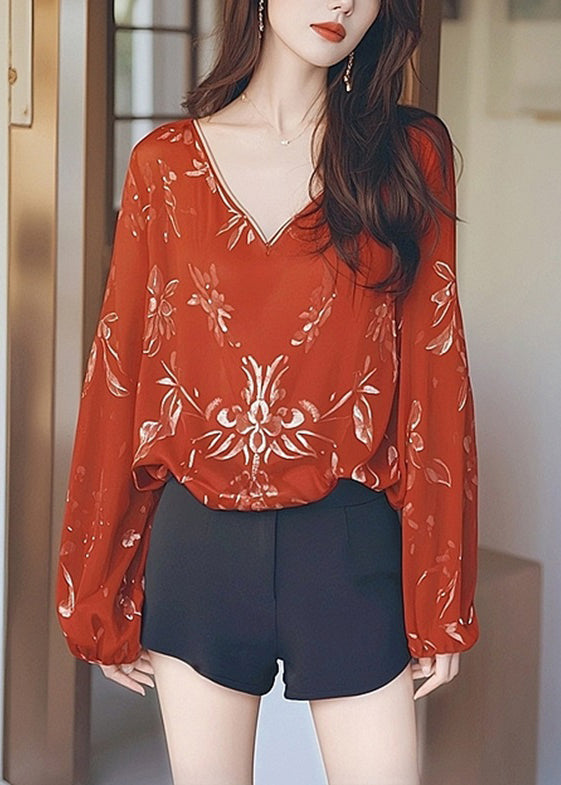 Classic Vintage Shirt with a Flattering Fit