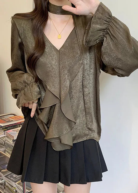 A Vintage Style Top with Delicate Timeless Details